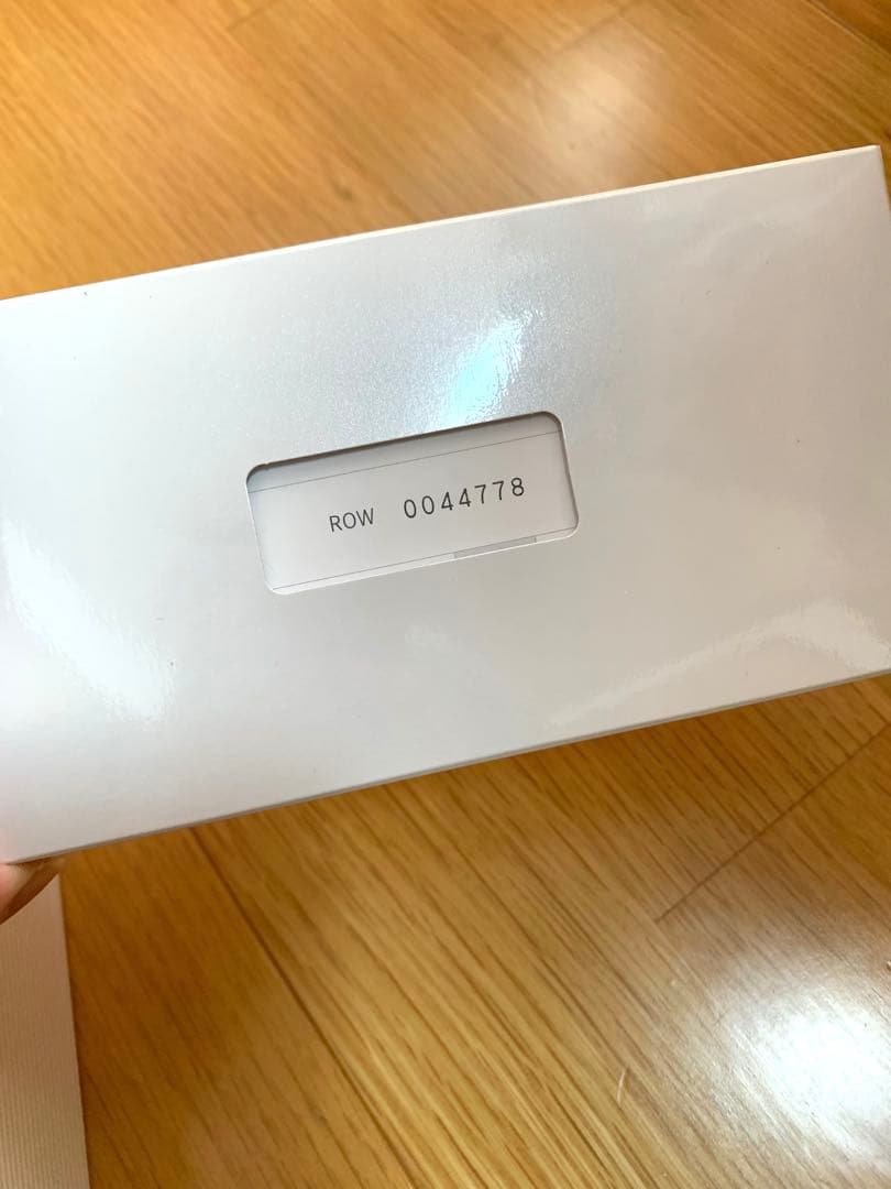 ReFa BEAUTECH RAISE （リファ ビューテックレイズ） ホワイト