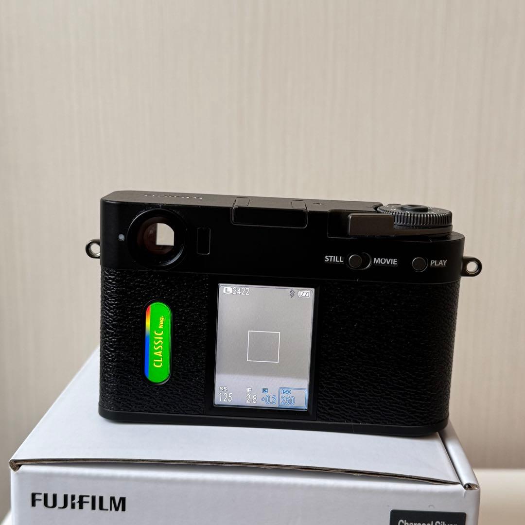 FUJIFILM X Half X-HF1 チャコールシルバー