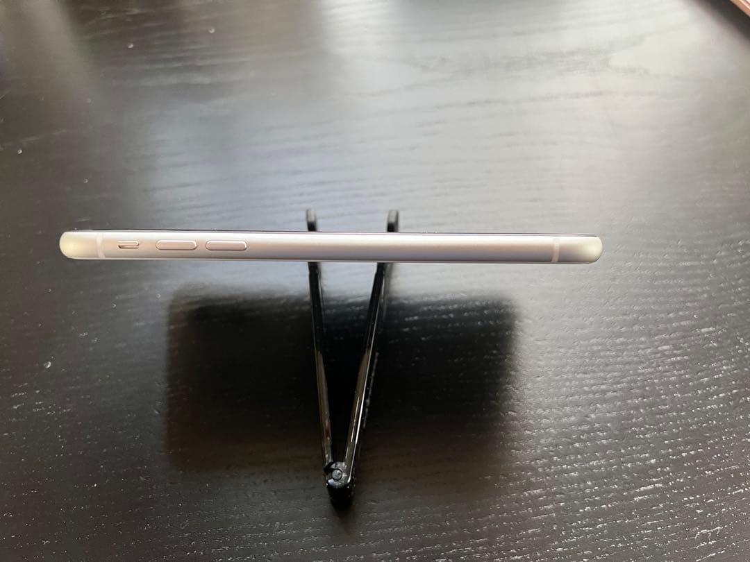 Apple iPhone 11 ホワイト 本体