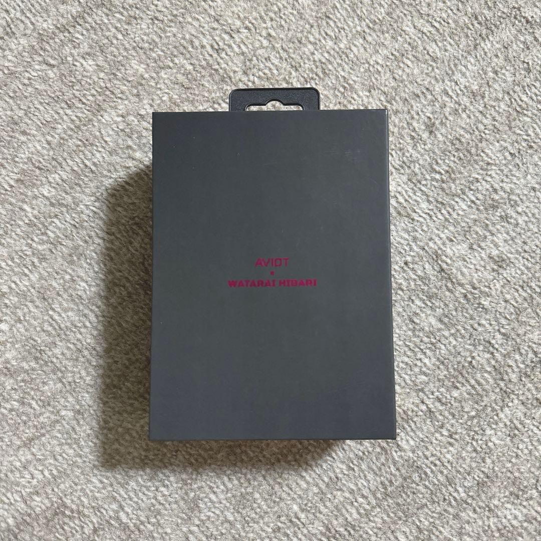 AVIOT イヤホン にじさんじ 渡会雲雀 コラボモデル