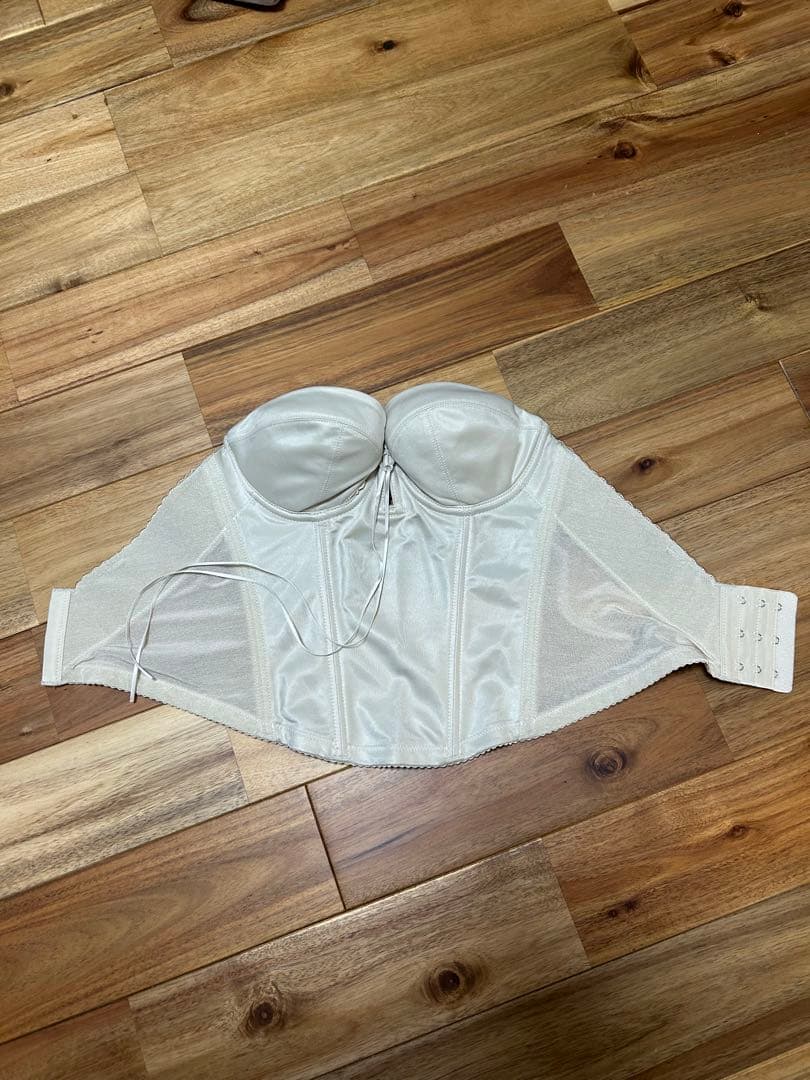 ◆MIRROR MIRROR◆ブライダルインナー　ビスチェ　C70