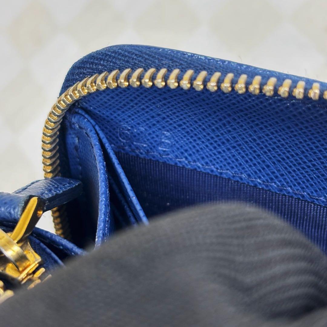 極美品　PRADA プラダ　長財布　ラウンドファスナー　M83