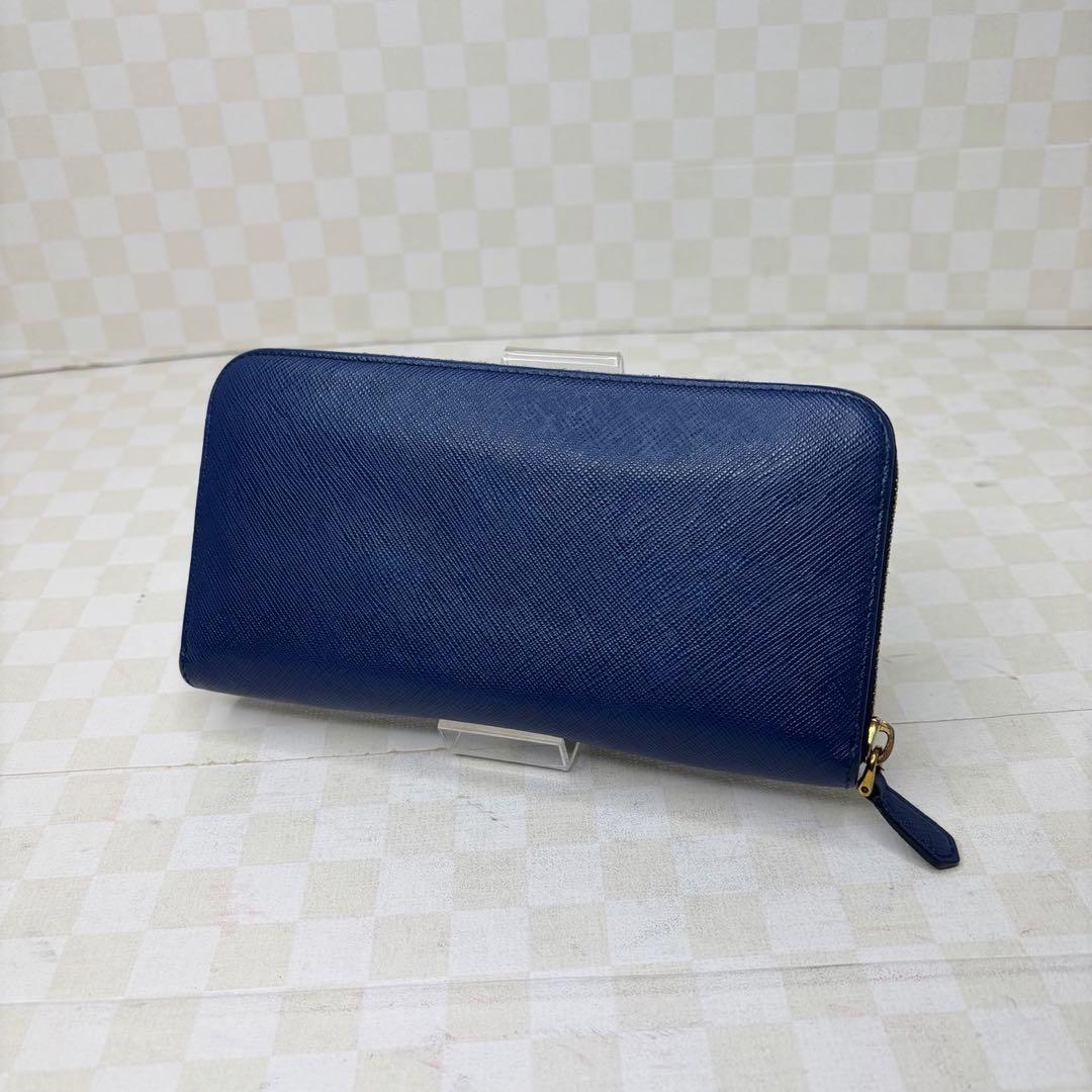 極美品　PRADA プラダ　長財布　ラウンドファスナー　M83
