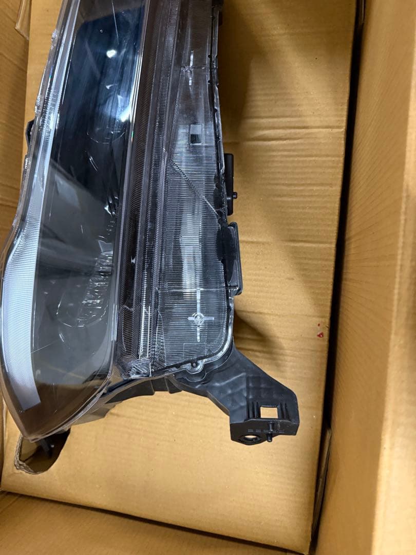 WRV右ヘッドライト