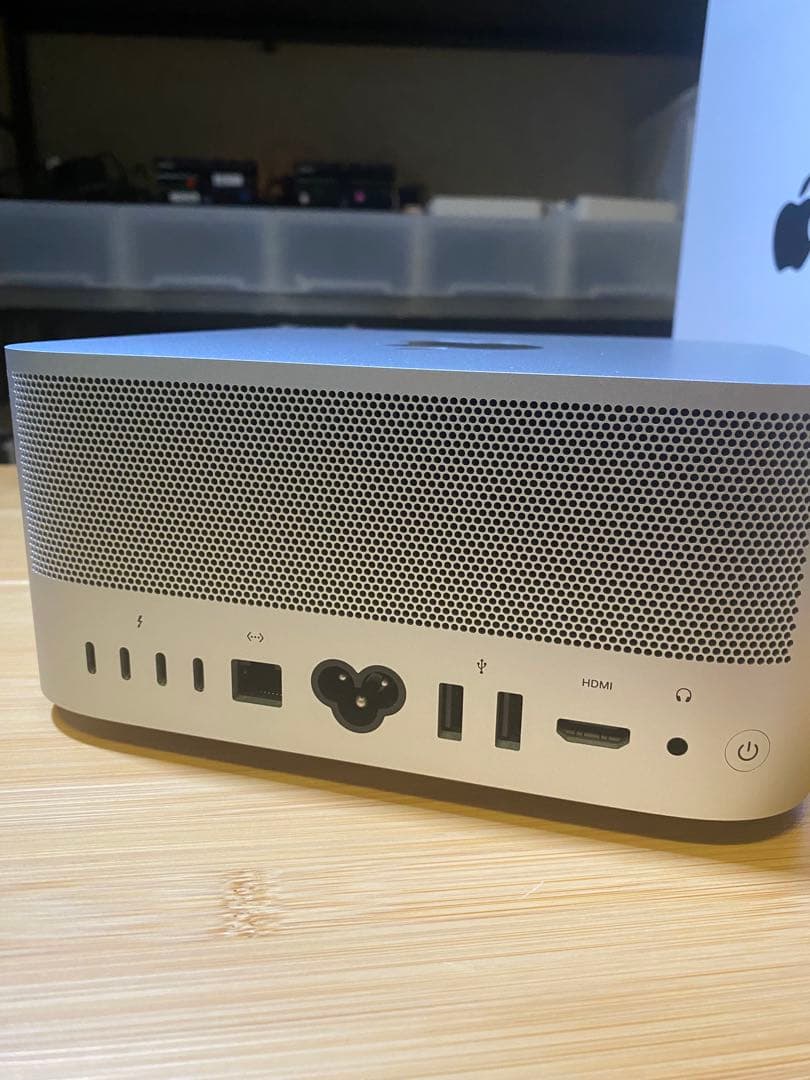 Mac Studio M1 Ultra 4TB 20コアCPU、64コアGPU