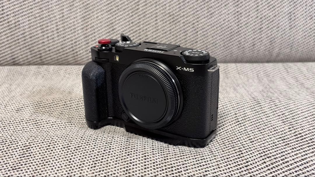 【美品】FUJIFILM X-M5 レンズキット（おまけ多数）