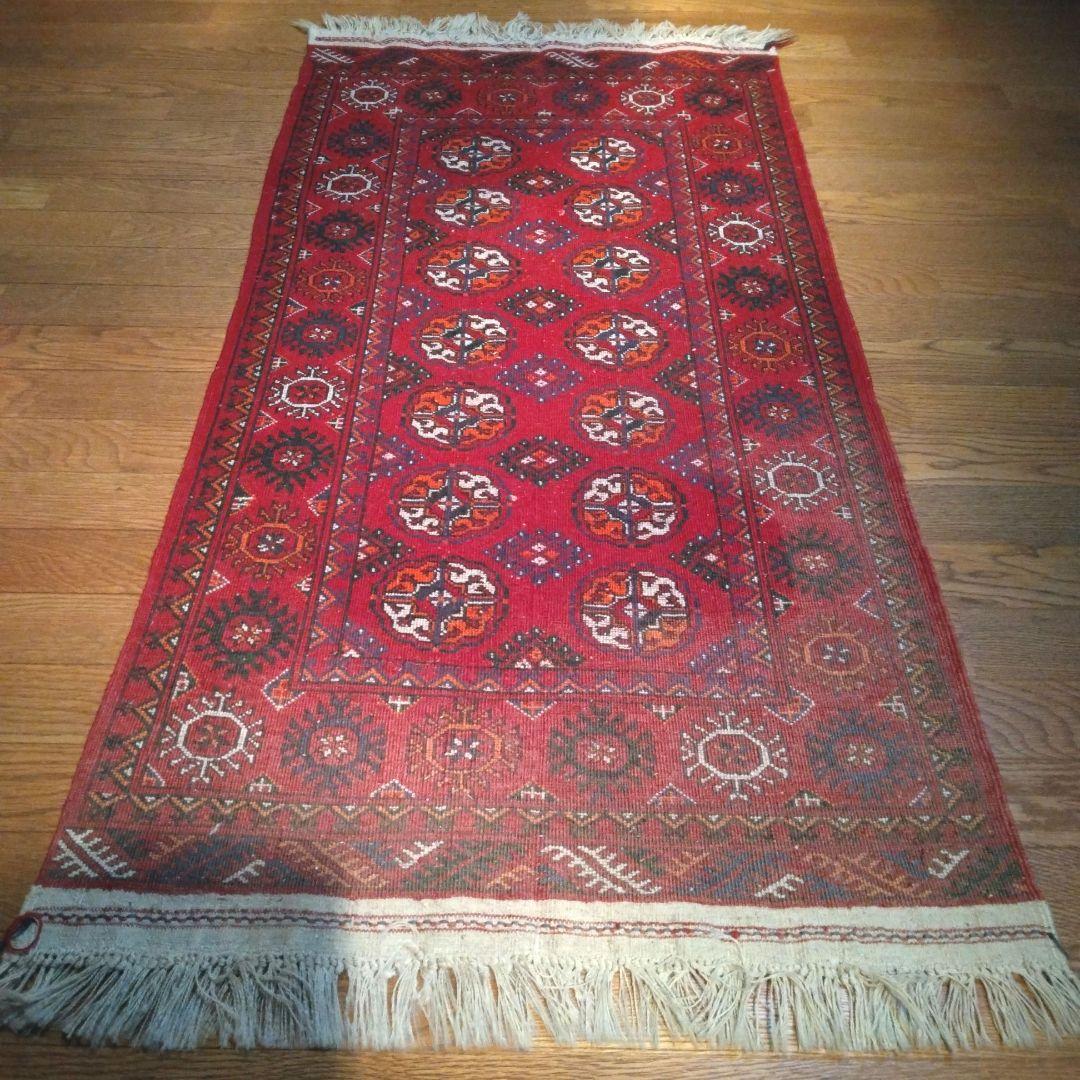 手織りヴィンテージラグ　トライバルラグ　トルクメン絨毯