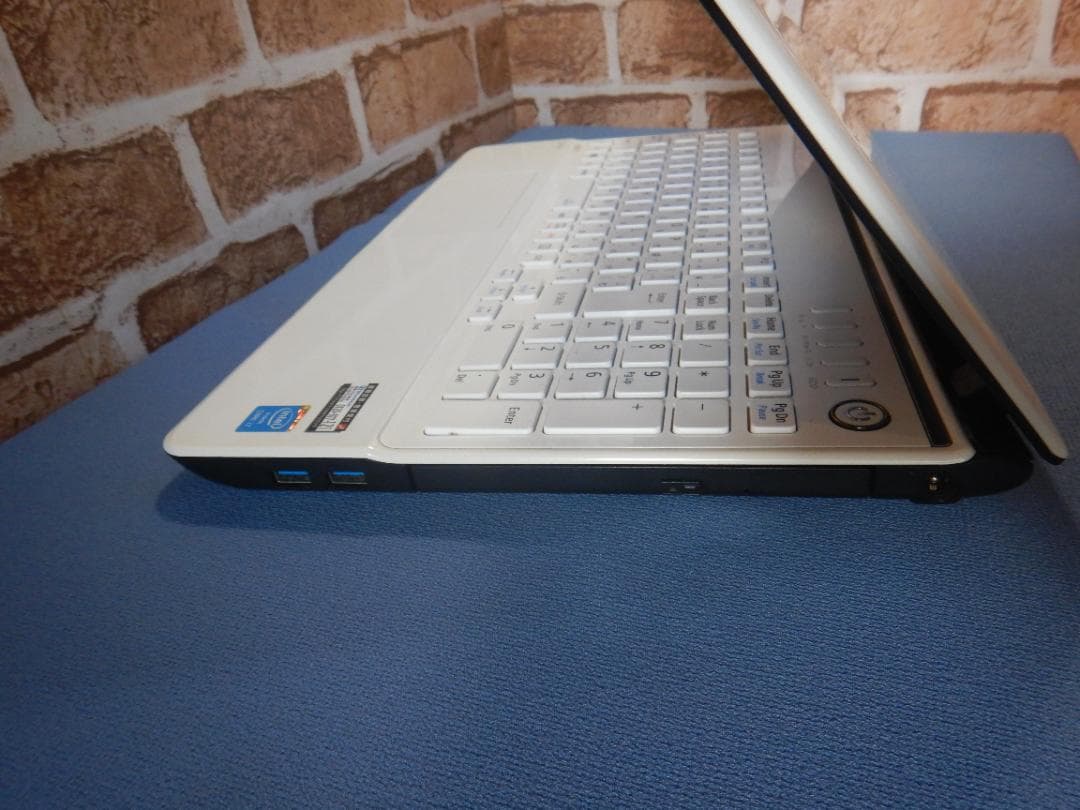 NECノートPC i7 メモリ16G SSD256GB ブルーレイ №285