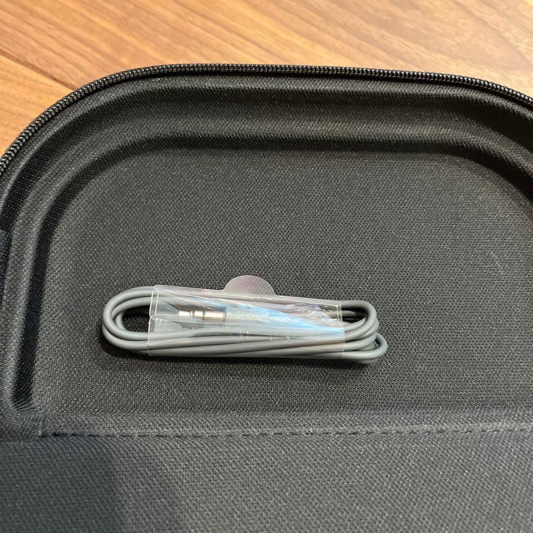 Bang & Olufsen ワイヤレスヘッドホン