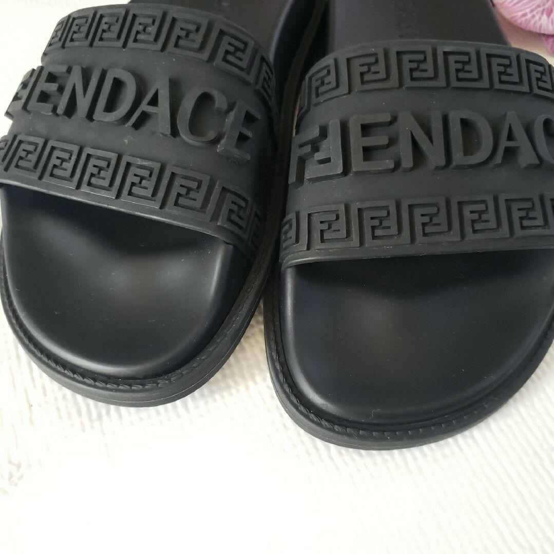 未使用 FENDACE FENDI VERSACEラバーサンダル ブラック 35