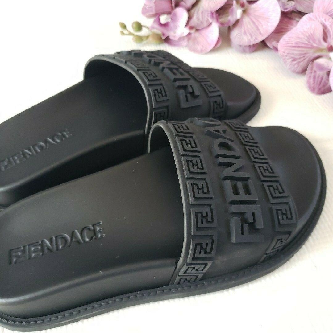 未使用 FENDACE FENDI VERSACEラバーサンダル ブラック 35