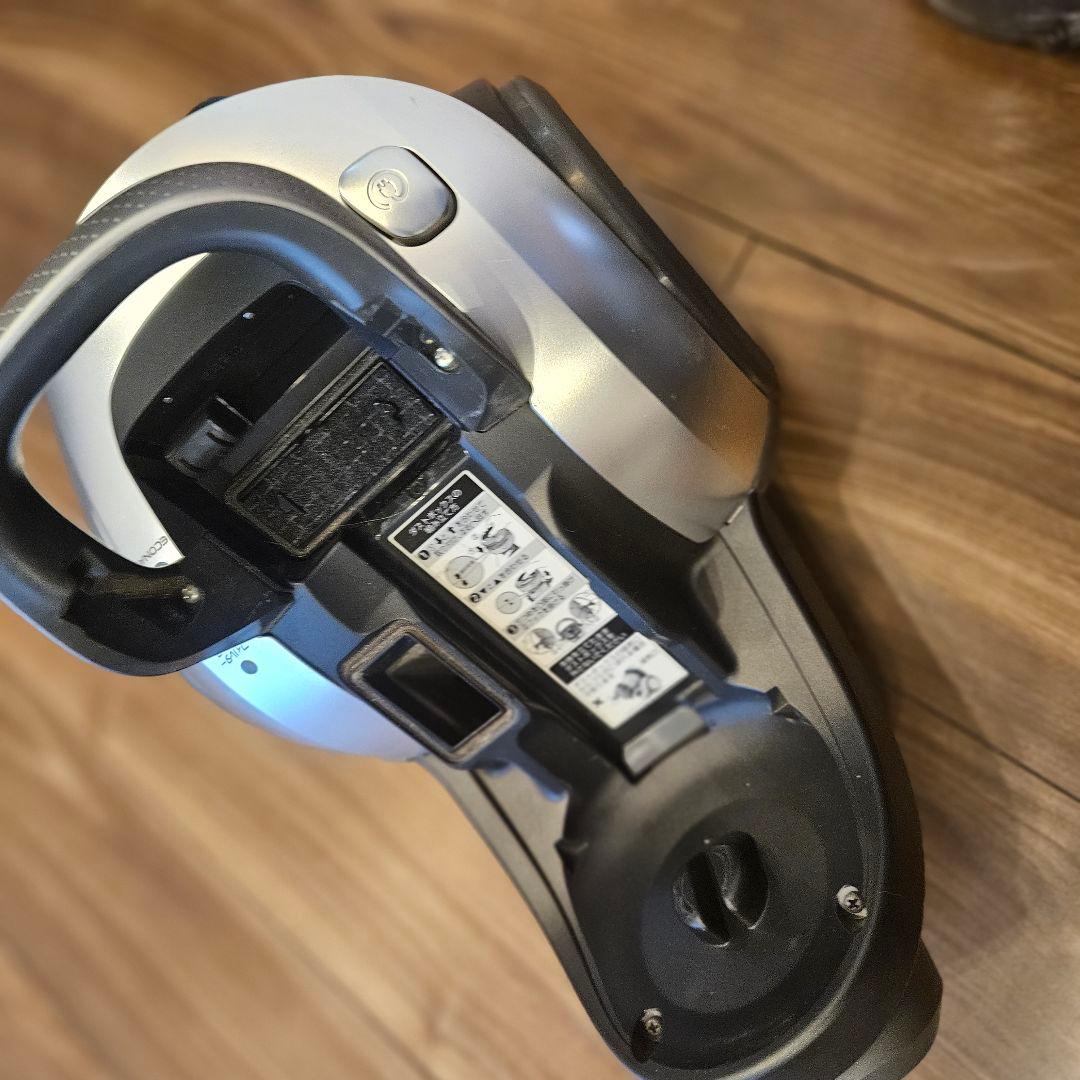 Panasonic 遠心分離式サイクロン型電気掃除機 MC-SS220G