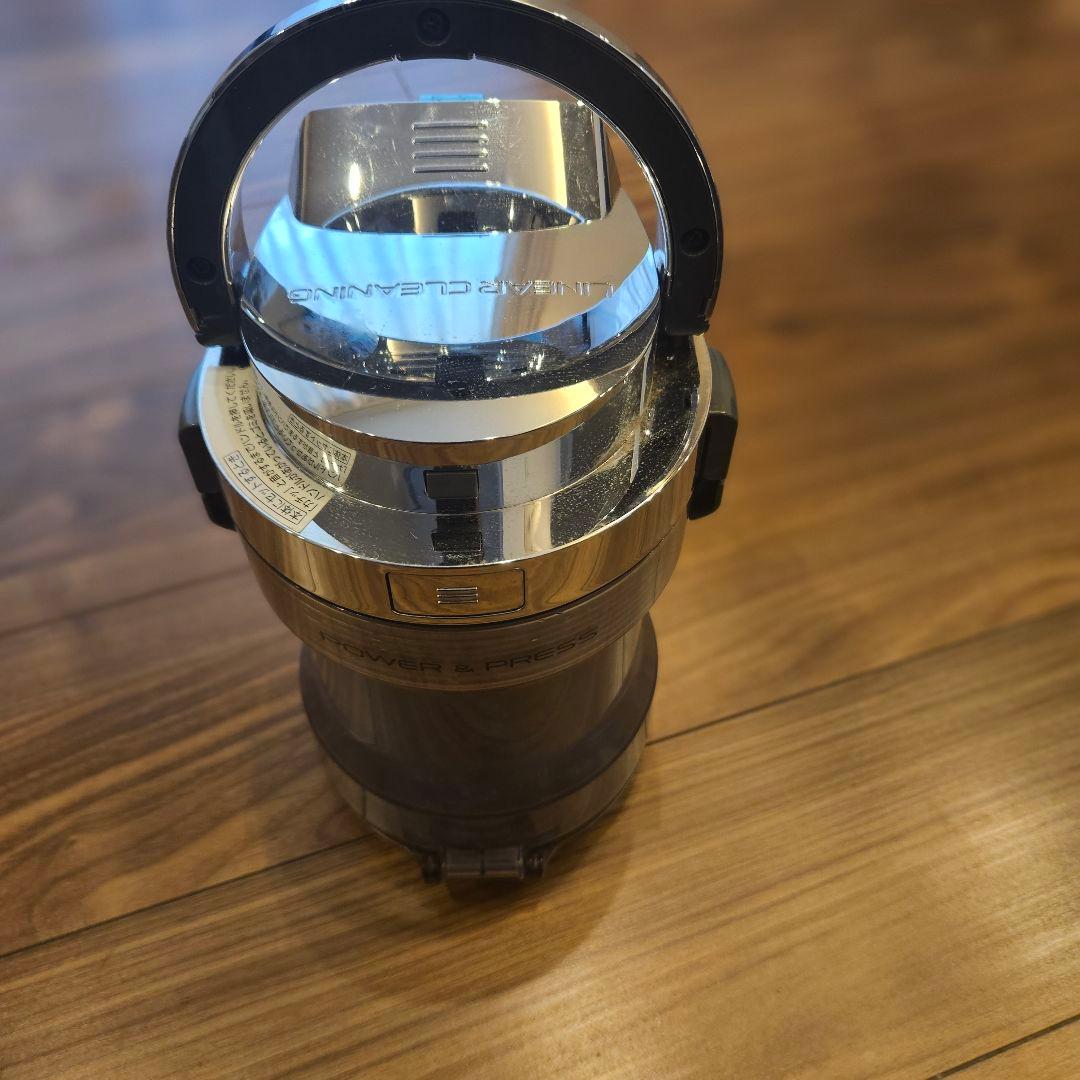 Panasonic 遠心分離式サイクロン型電気掃除機 MC-SS220G