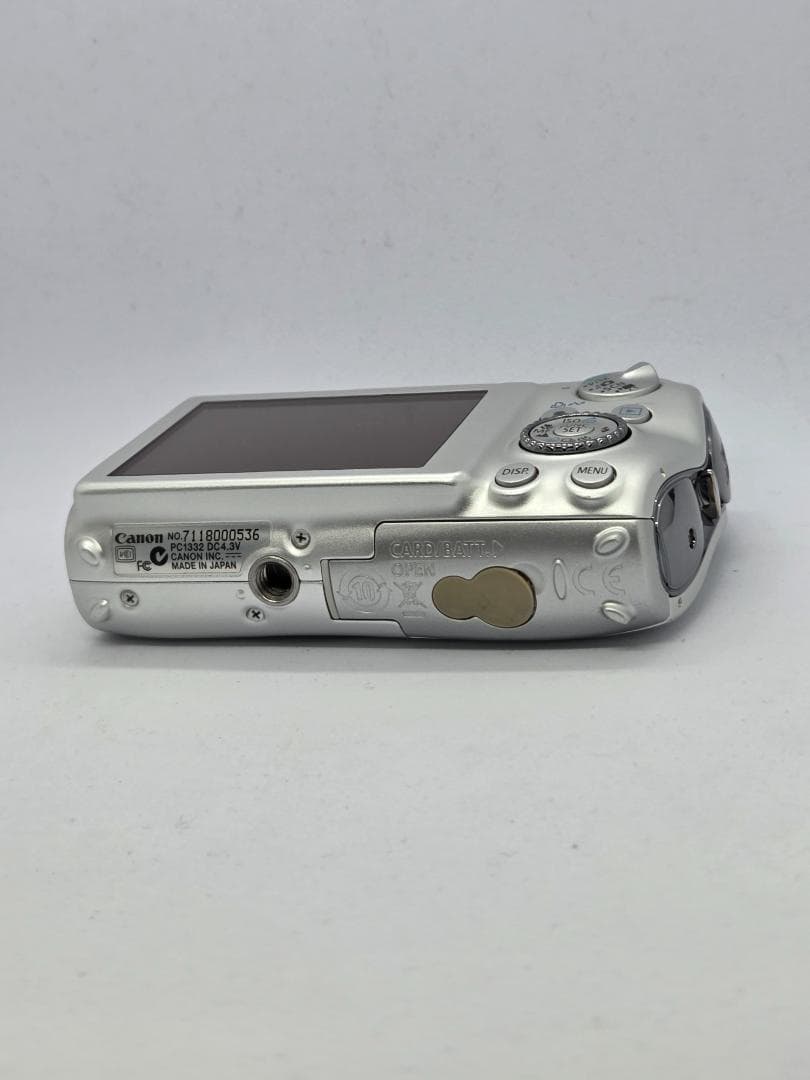 【美品】キャノン Canon IXY DIGITAL 3000 IS シルバー