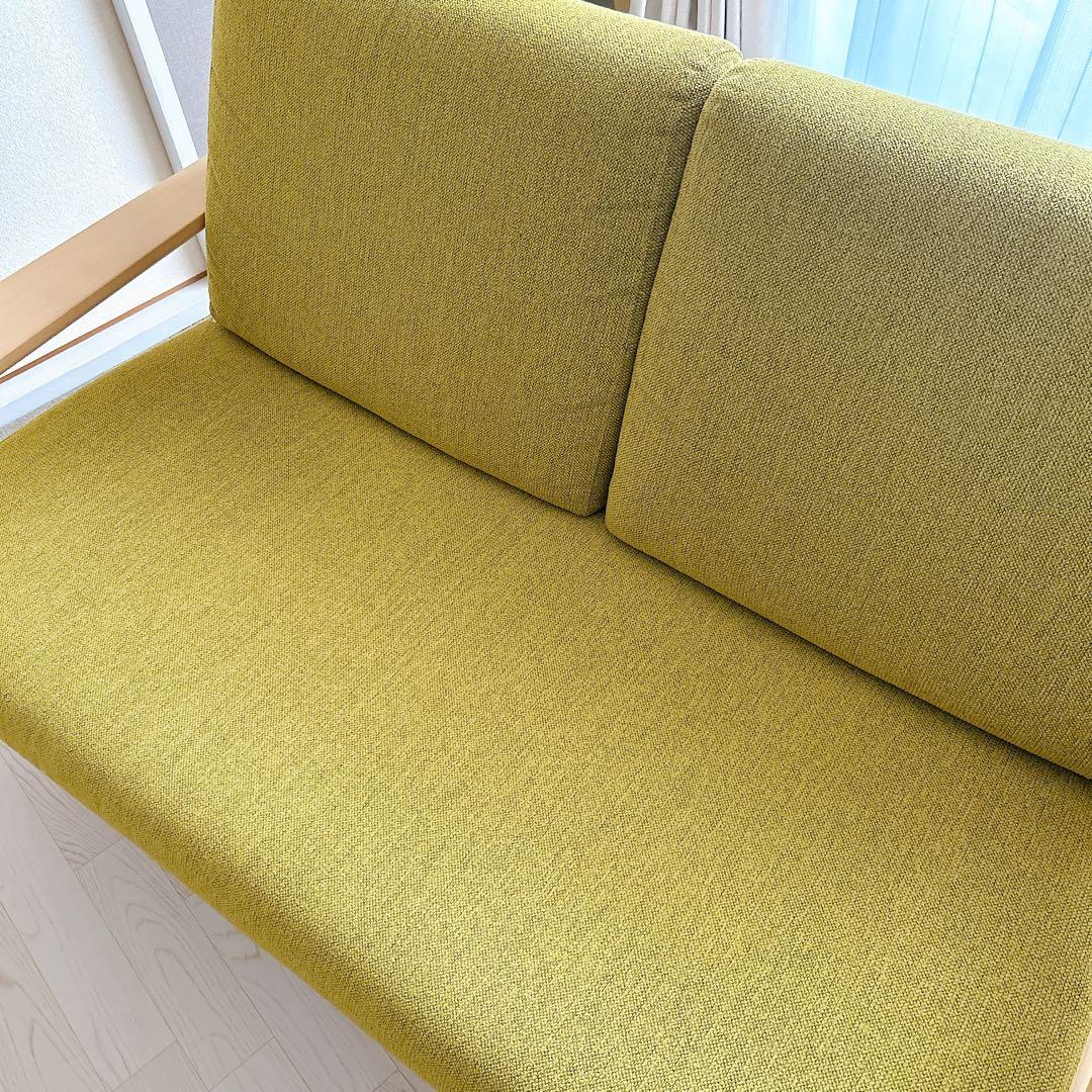 【正規品証明書付き】カリモク2人掛ソファ138㎝ WD4302ミモザピュアビーチ