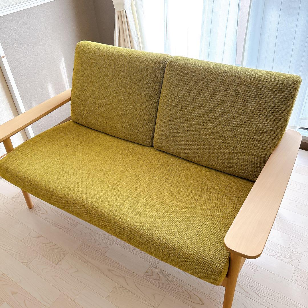 【正規品証明書付き】カリモク2人掛ソファ138㎝ WD4302ミモザピュアビーチ