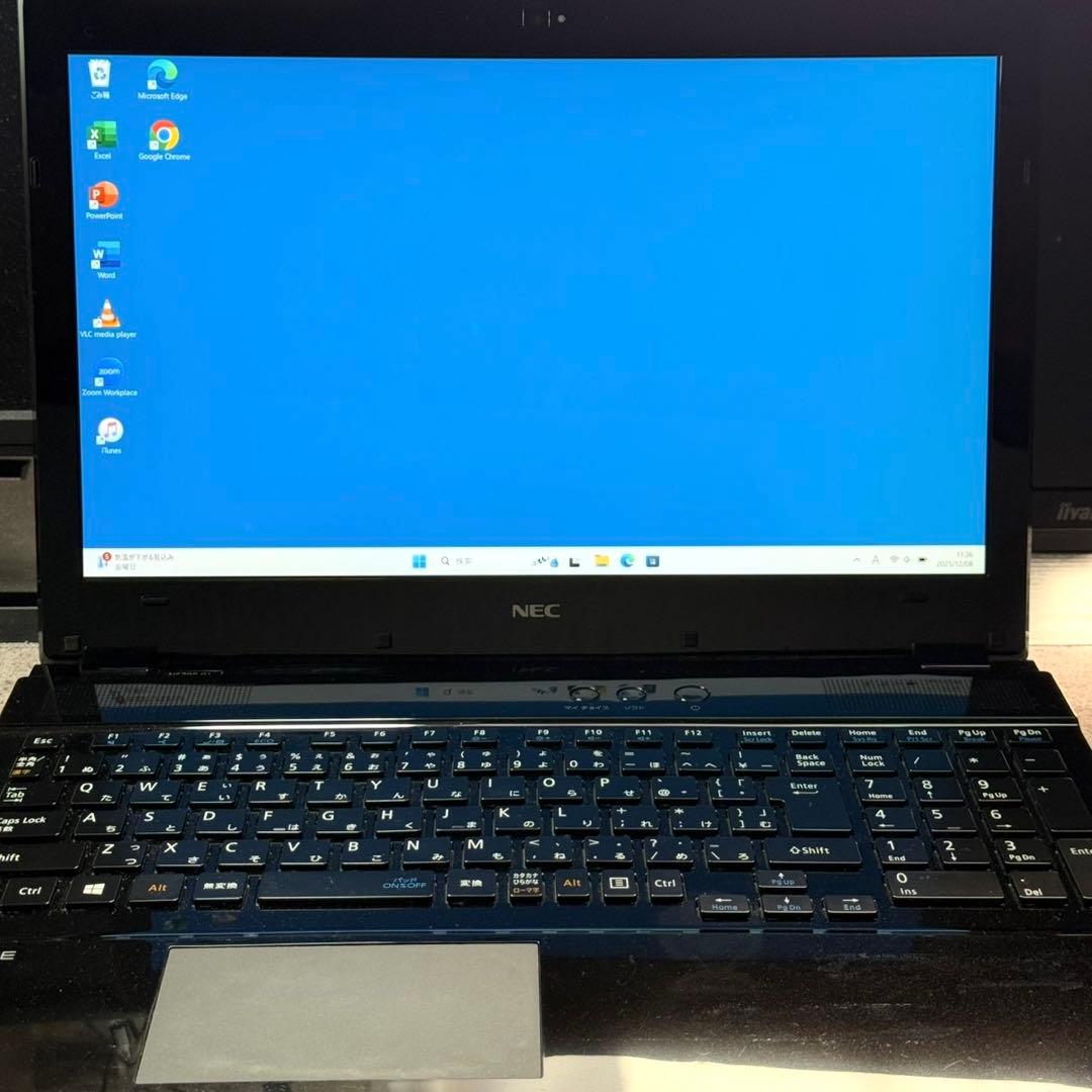 NECノートパソコン Core i7 16GB SSD512 Blu-ray対応