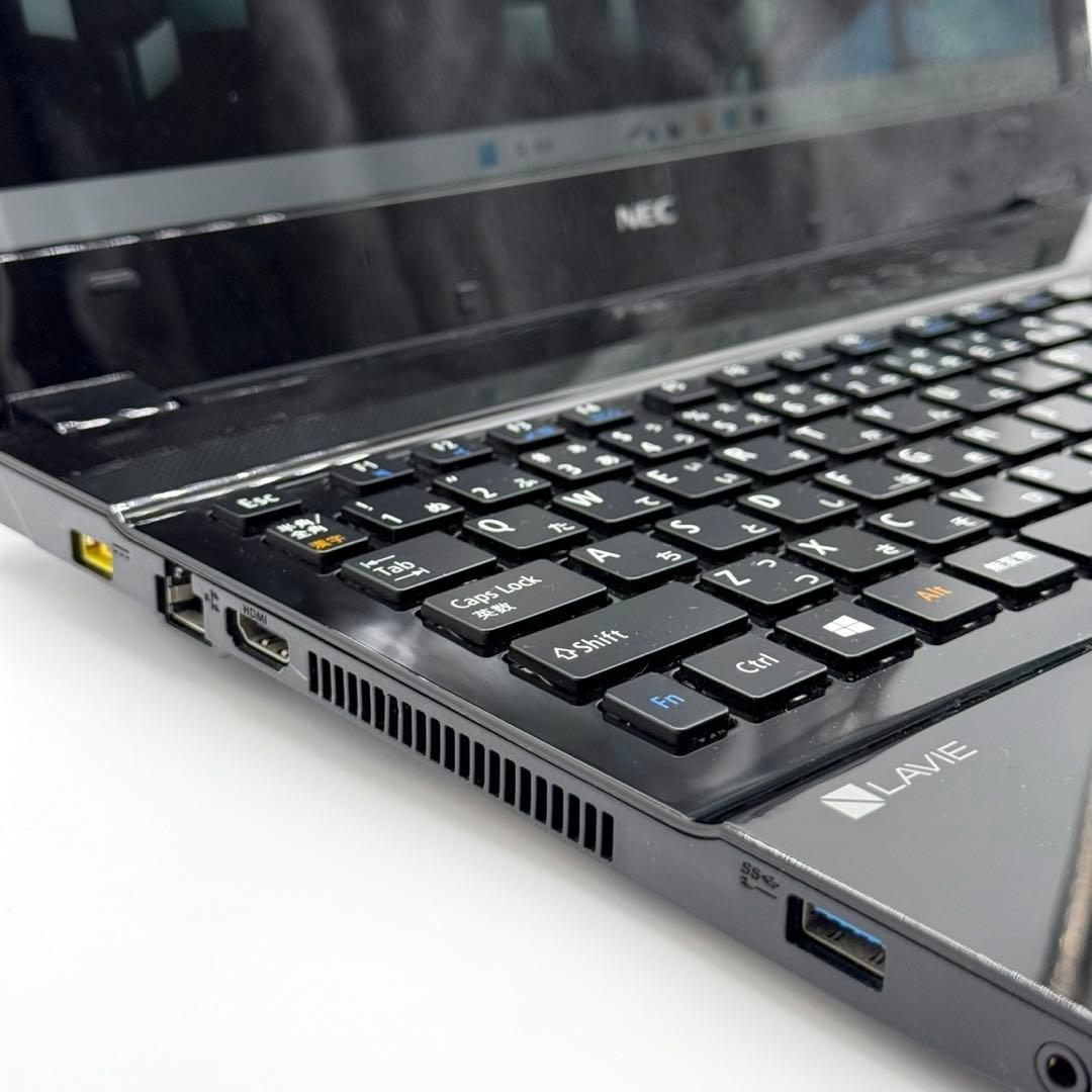 NECノートパソコン Core i7 16GB SSD512 Blu-ray対応