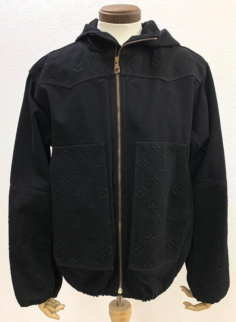 @xyz　モノグラムディテールフーデッドデニムジャケット　⭐︎