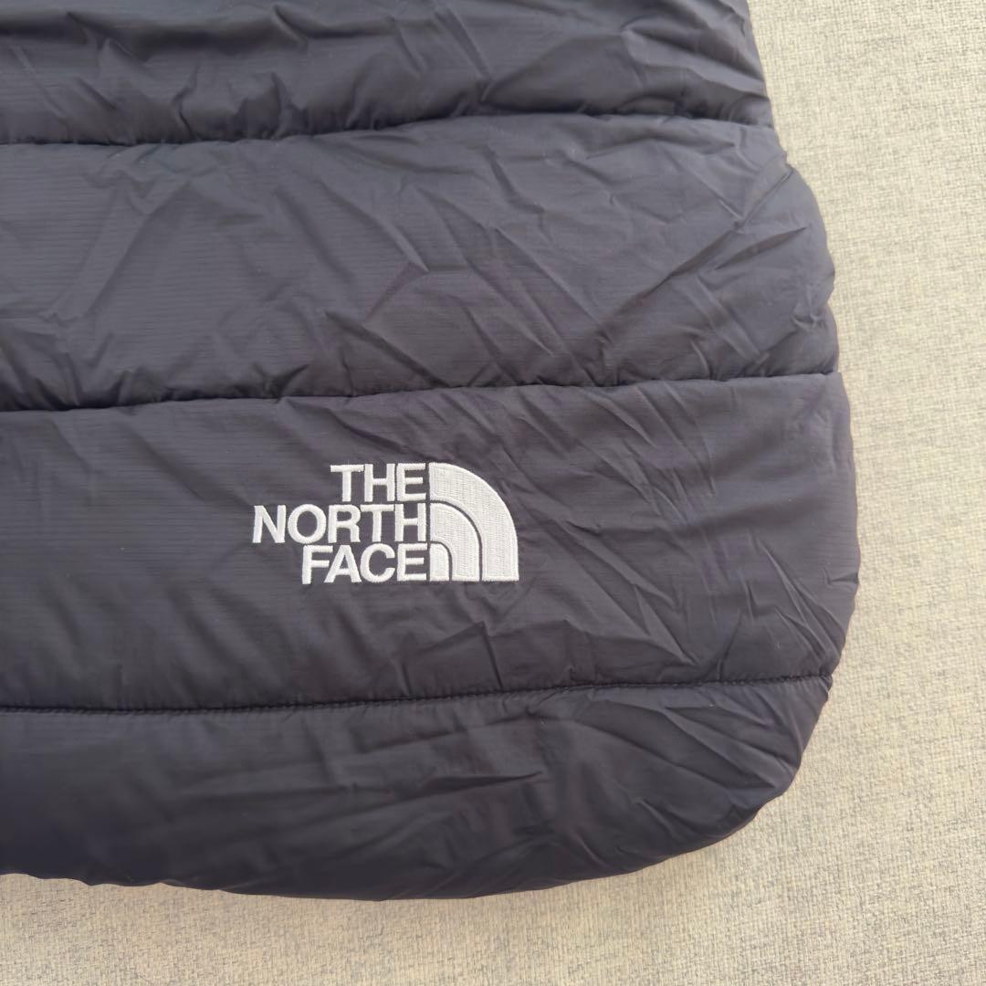 ノースフェイス　美品　抱っこ紐ケープ　ブラック　ダウン　ブランケット