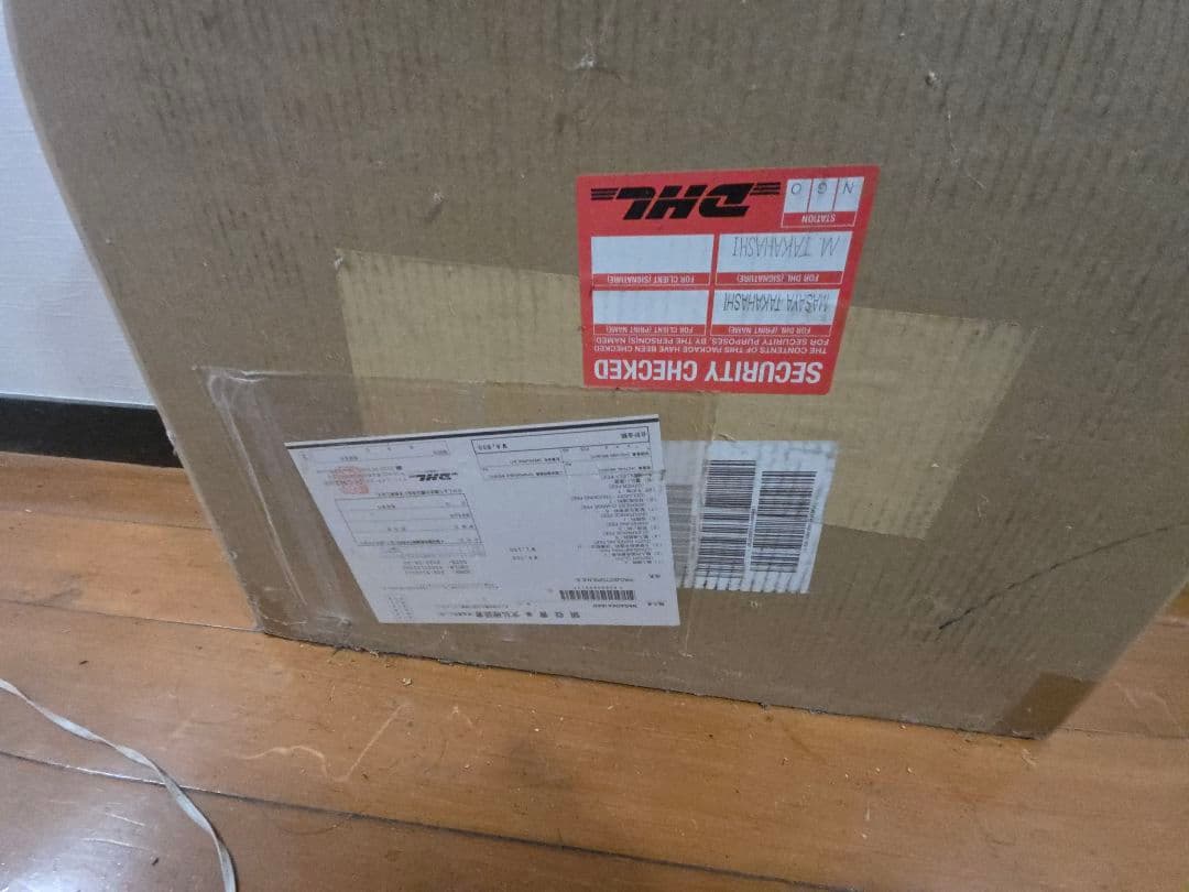 Wemax A300 4K 超短焦点レーザープロジェクター　新品