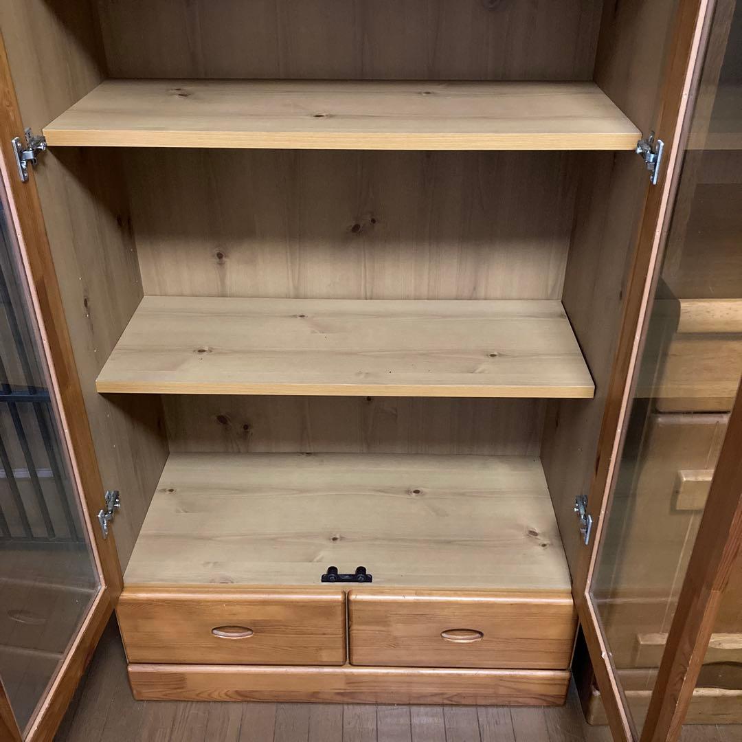 キャビネット　書棚本棚　食器棚　観音開き