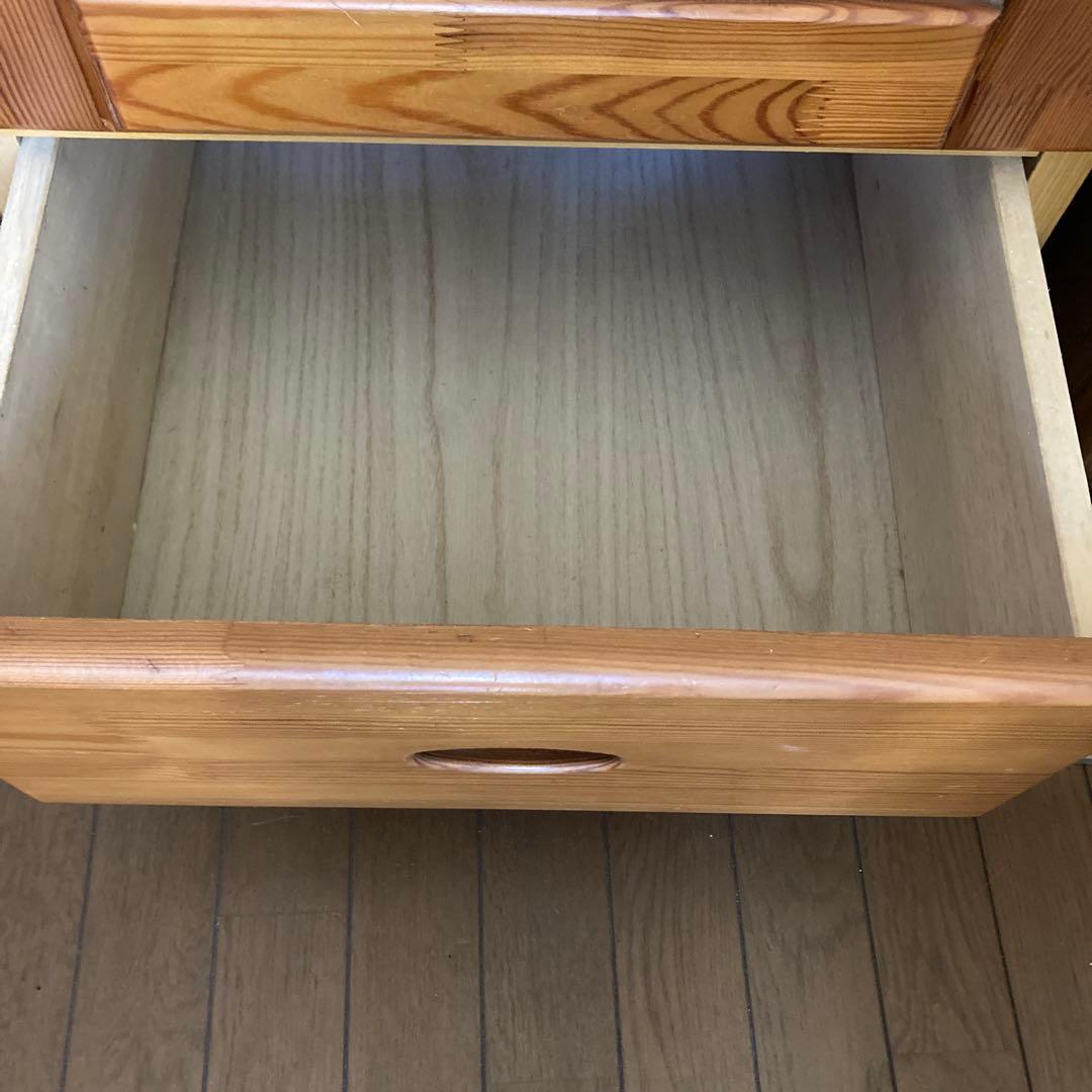 キャビネット　書棚本棚　食器棚　観音開き