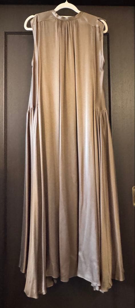 Chaos カオス サンディングシルクワンピース ベージュ タグ付き