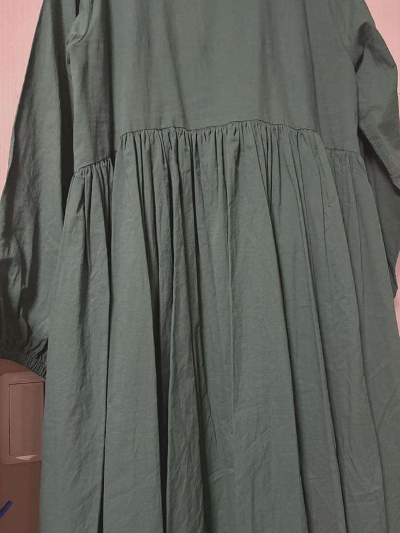 【ほぼ未使用】BEARDSLEY ビアズリー ギャザーワンピース グリーン