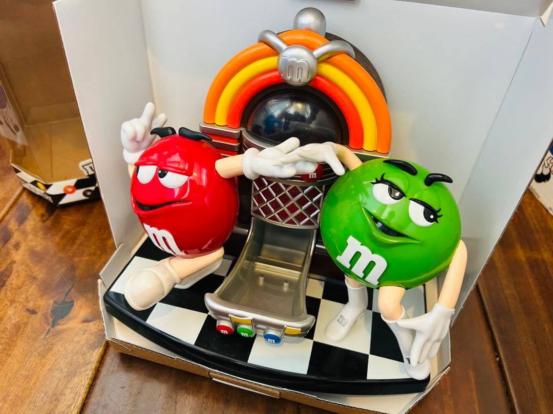 アメコミ m&m's JUKEBOX ROCK'N'ROLLCAFE dispenser