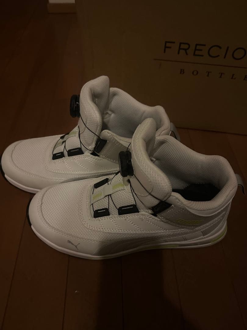 PUMA ホワイト ハイカット安全靴