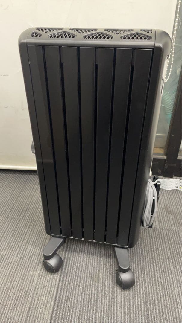 ★中古格安！デロンギ マルチダイナミックヒーター 黒　MDHU09-PB