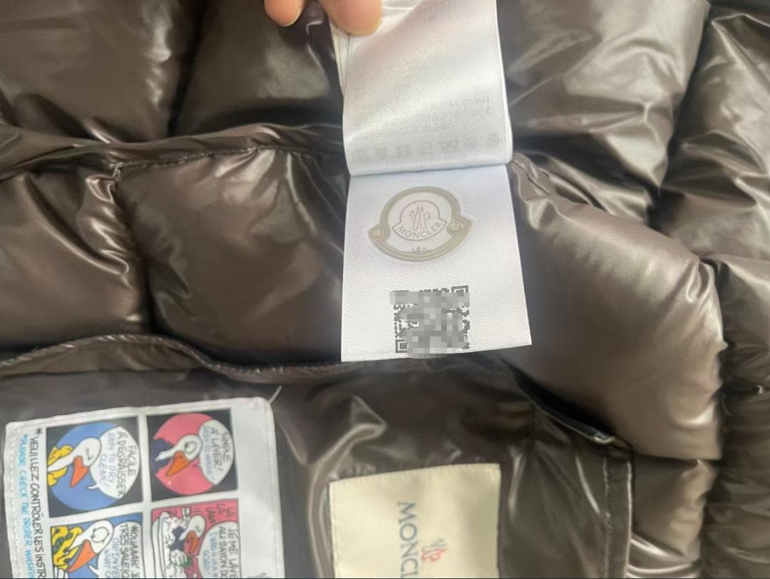 モンブラン ブラック ダウンベスト フード付き