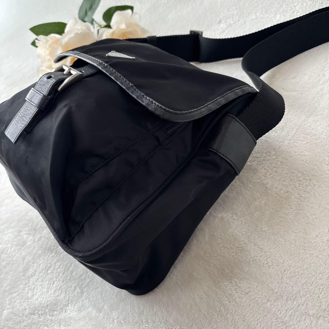 【極美品】PRADA プラダ ショルダーバッグ 三角ロゴ ナイロン フラップ