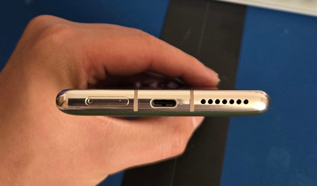 HUAWEI Mate 40 Pro 本体 グリーン/ ヴィーガンレザー