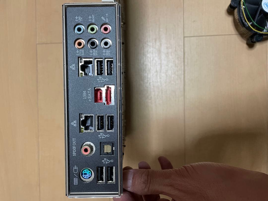 core2 quad 9550 P5QE Geforce 9600GT他