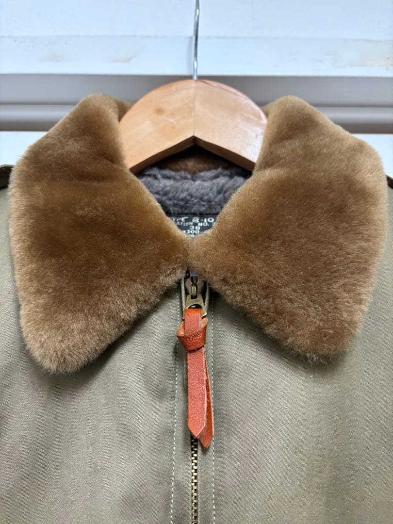 美品！バズリクソンズ　B-10 フライトジャケット 38