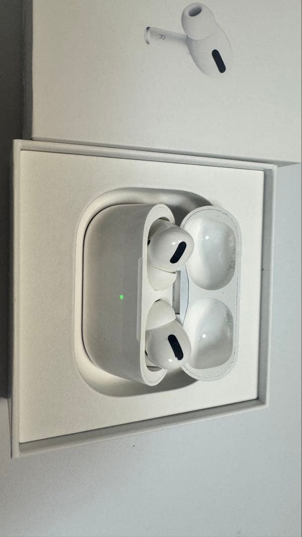 【動作問題無】 AirPods Pro 第一世代　初期化、アルコール消毒済み