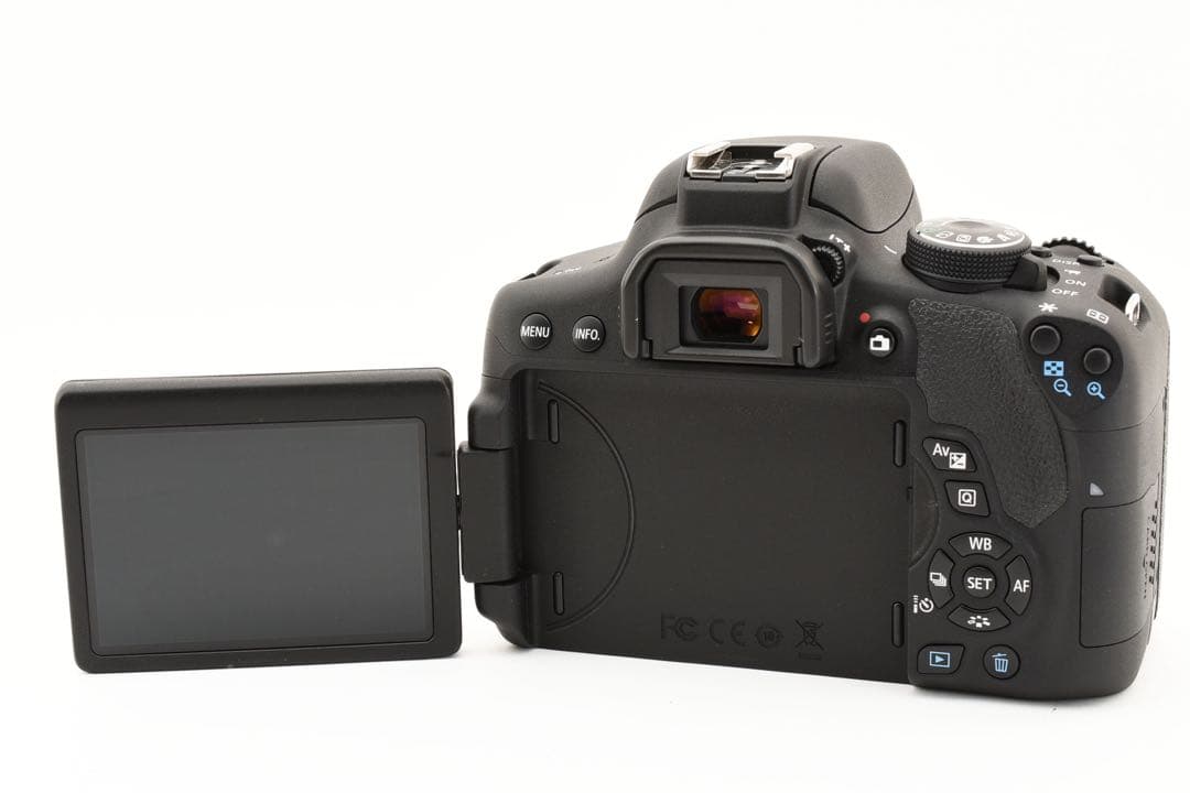 Canon EOS Kiss X8i標準&望遠ダブルレンズセット