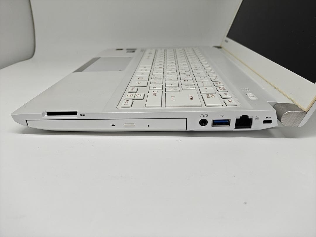 【東芝】爆速 Corei7/新品SSD256GB ノートパソコン 8GB A4