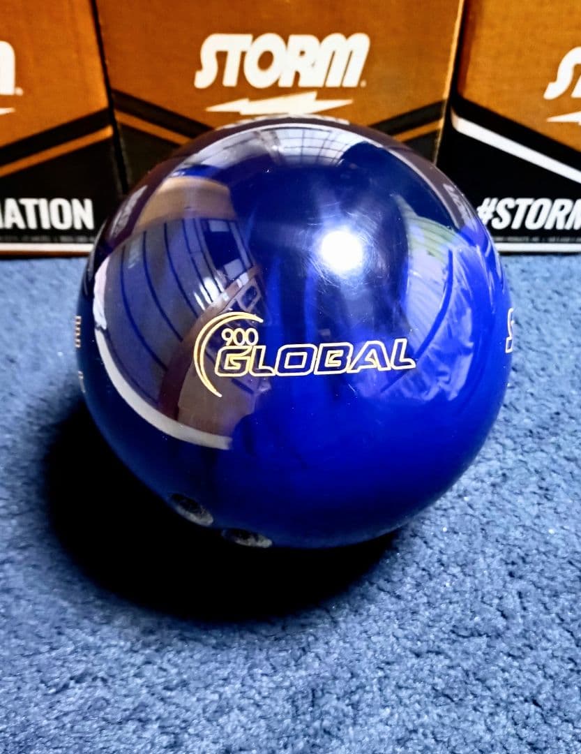 クルーズブラック　ナイト　ボウリング　ボール　スポーツ　ストーム凌ぐ