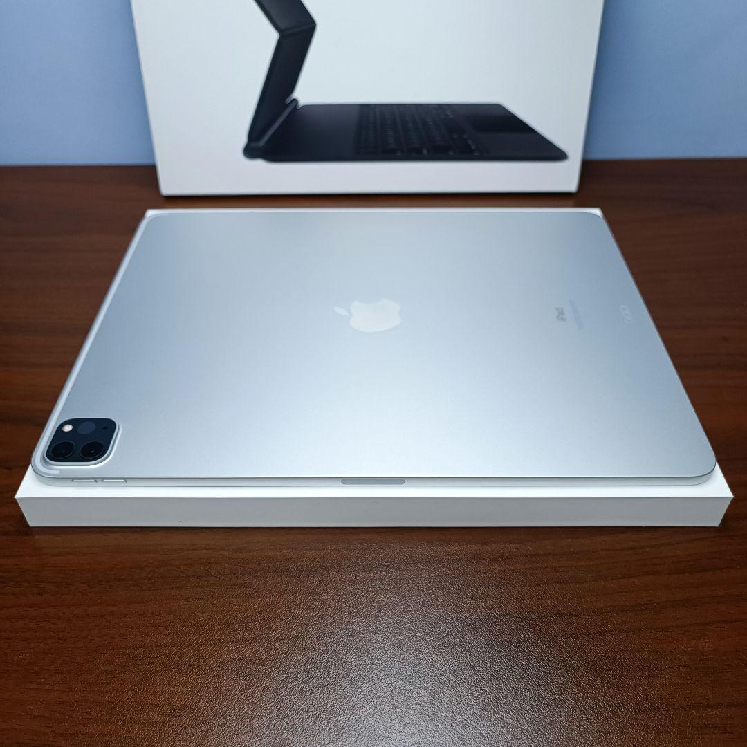 (美品) iPad Pro 12.9 第4世代 128GB、Keyboard