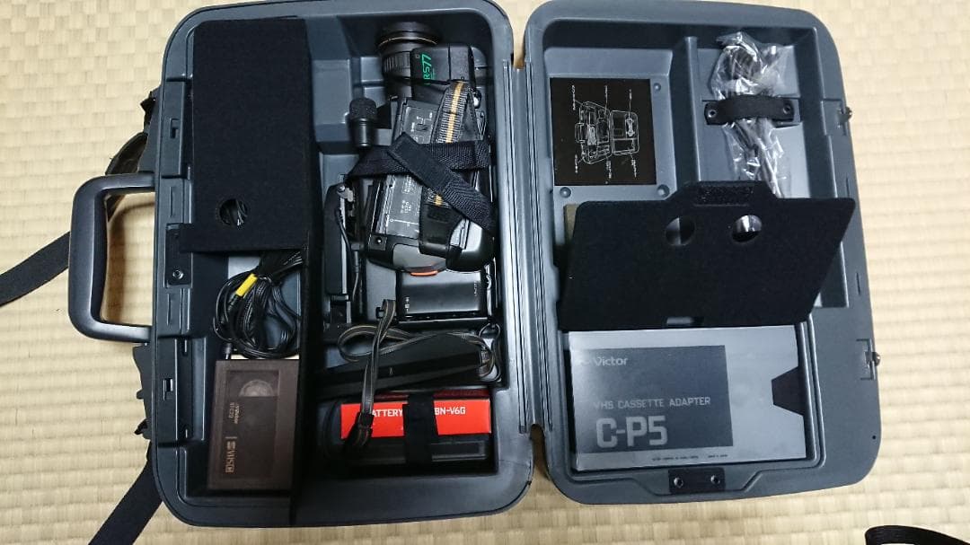 Victor ビデオカメラ VHS GR-S77