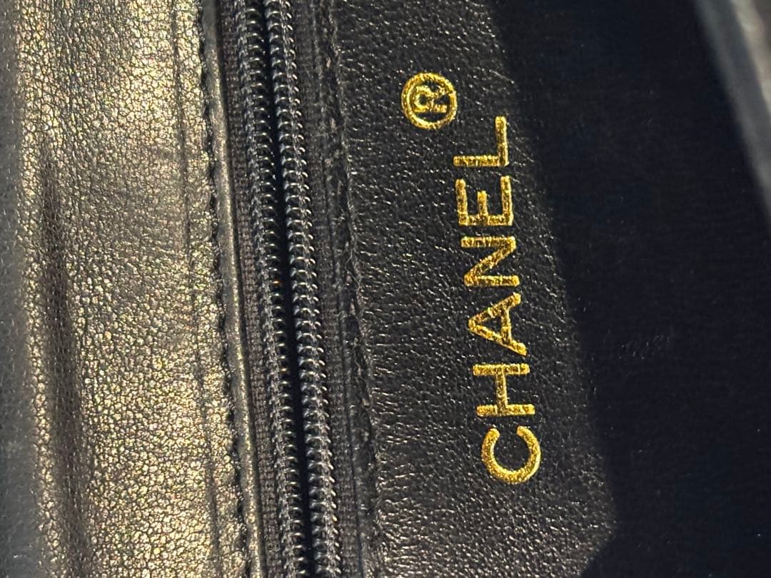 CHANEL シャネル　デカココ　ココマーク チェーンショルダーバッグ　レザー