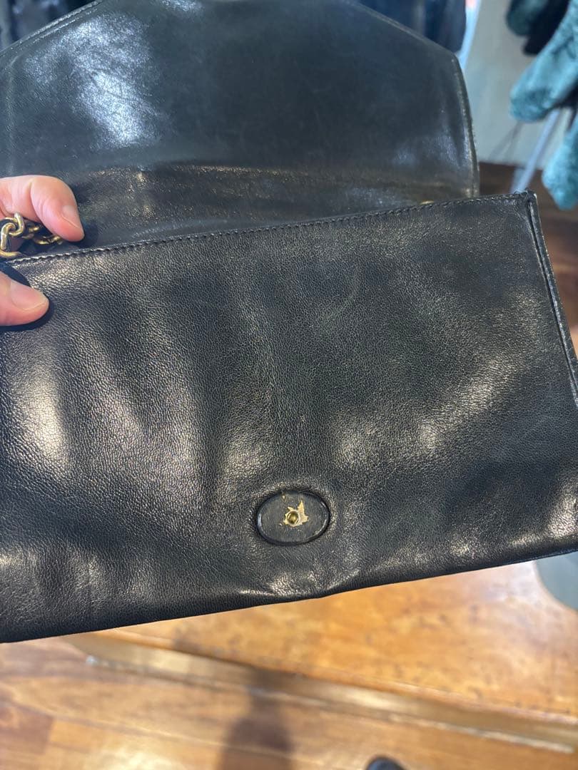 CHANEL シャネル　デカココ　ココマーク チェーンショルダーバッグ　レザー