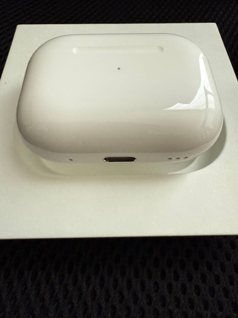 【美品】MTJV3J/A Airpods Pro 2 USB-C充電ケースモデル