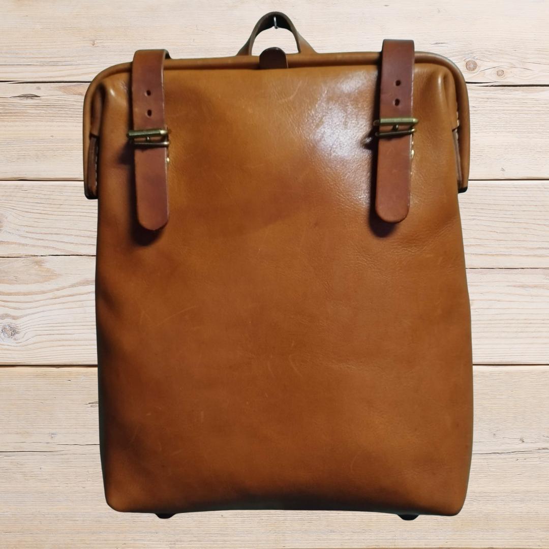 HERZ ラックスリュック・(R-143) N Big肩当て付き キャメル