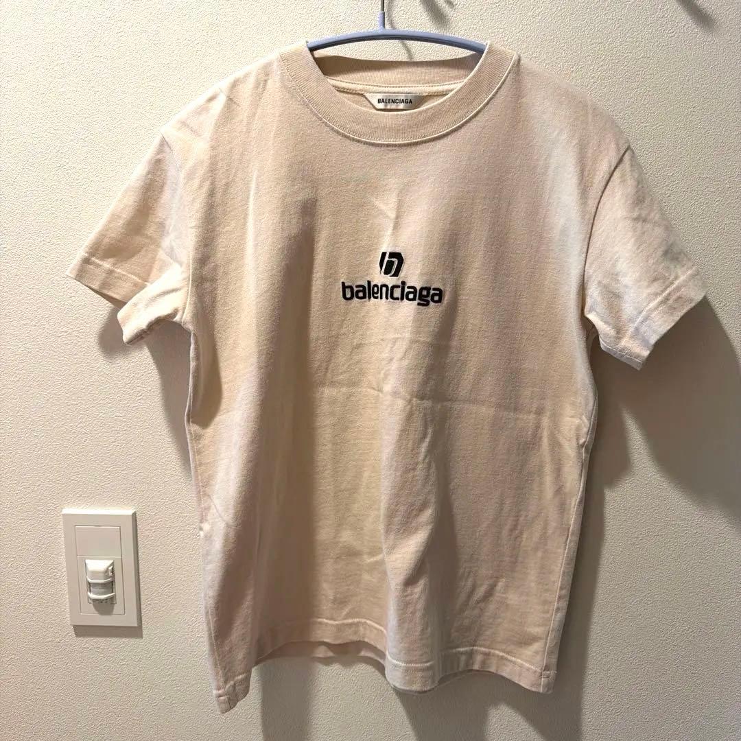 BALENCIAGA ロゴ入り 半袖Tシャツ クリーム