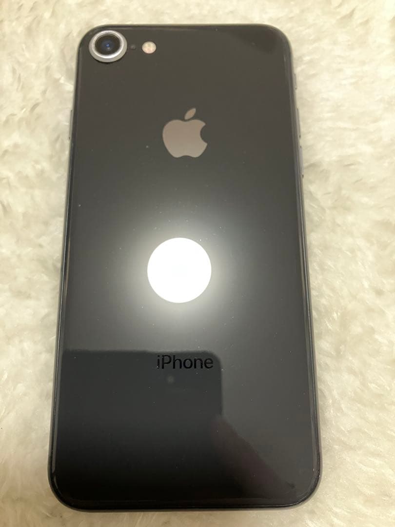 iPhone8 スペースグレイ　＊本体のみ