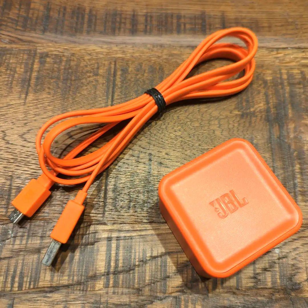 JBL Tuner FM ポータブルスピーカー